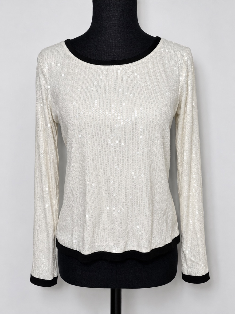 Forever 21 Ivory Long-Sleeve Sequin Crewneck Top with Black Trim